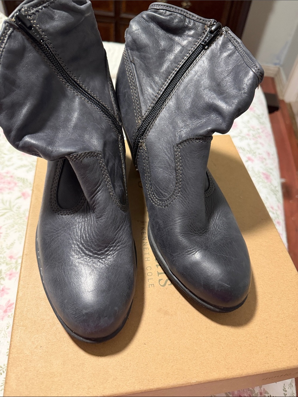 Montana West Black Leather Heeled Mid-Calf Zip Boots